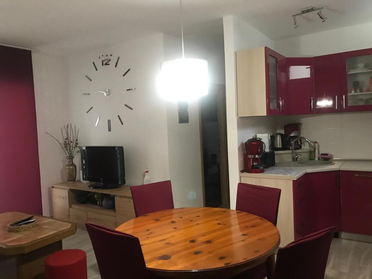 Ferienwohnung Priko Cetine Omiš Exterior foto